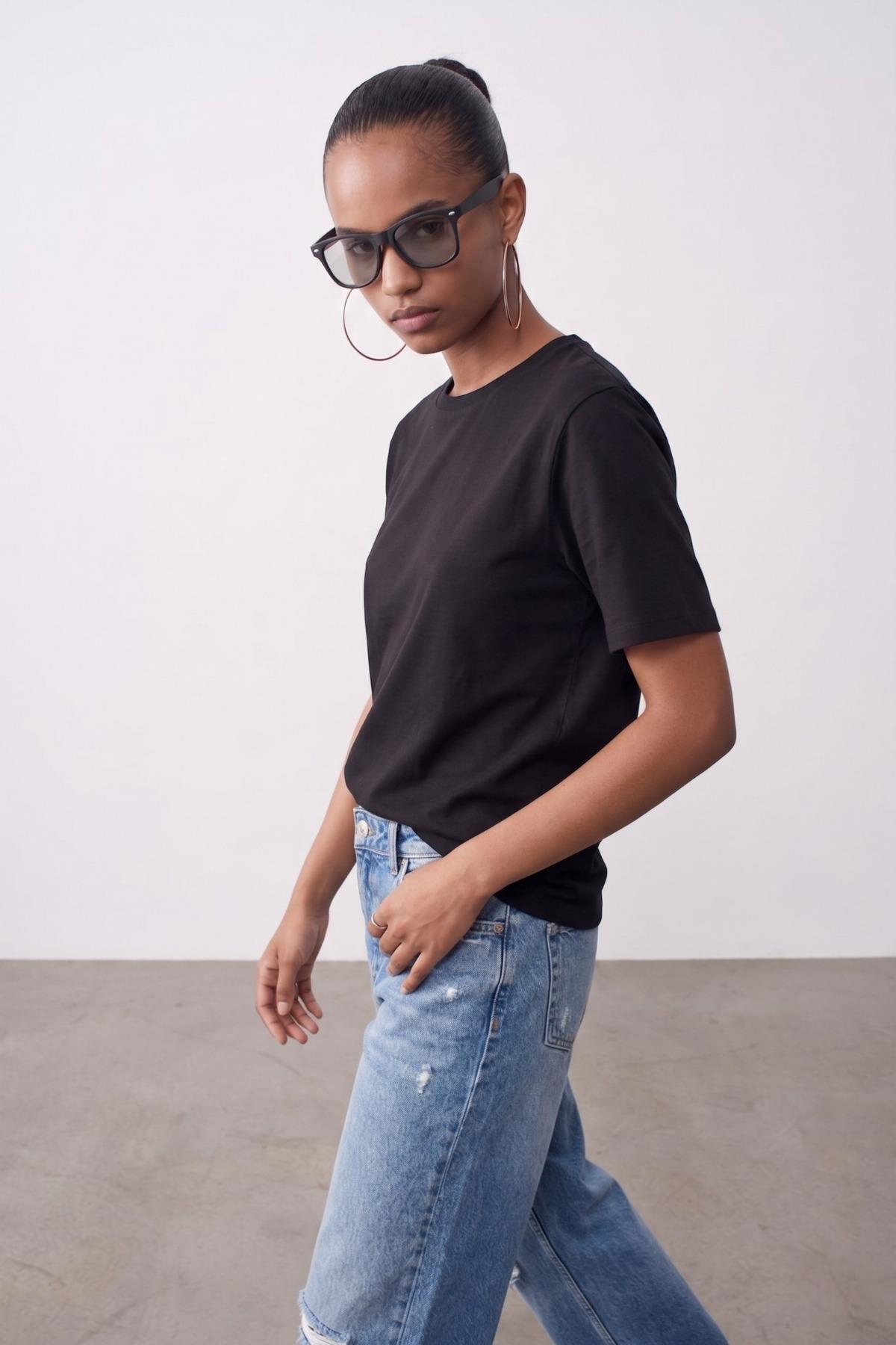 Kadın Bisiklet Yaka Pamuklu Oversize Relaxed Kısa Kol T-shirt