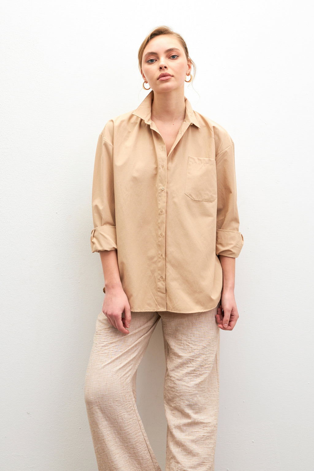 Kadın Koyu Bej Oversize Basic Cep Detaylı Poplin Uzun Kol Gömlek