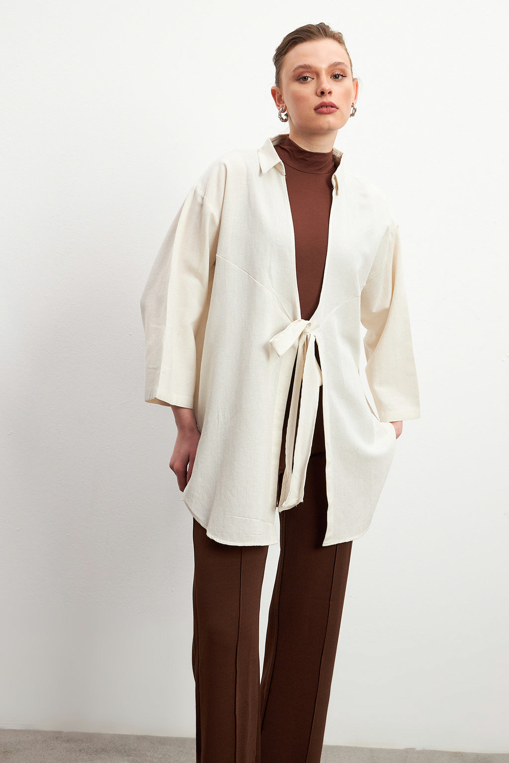 Kadın Ekru Bağlama Detaylı Flam Keten Kimono