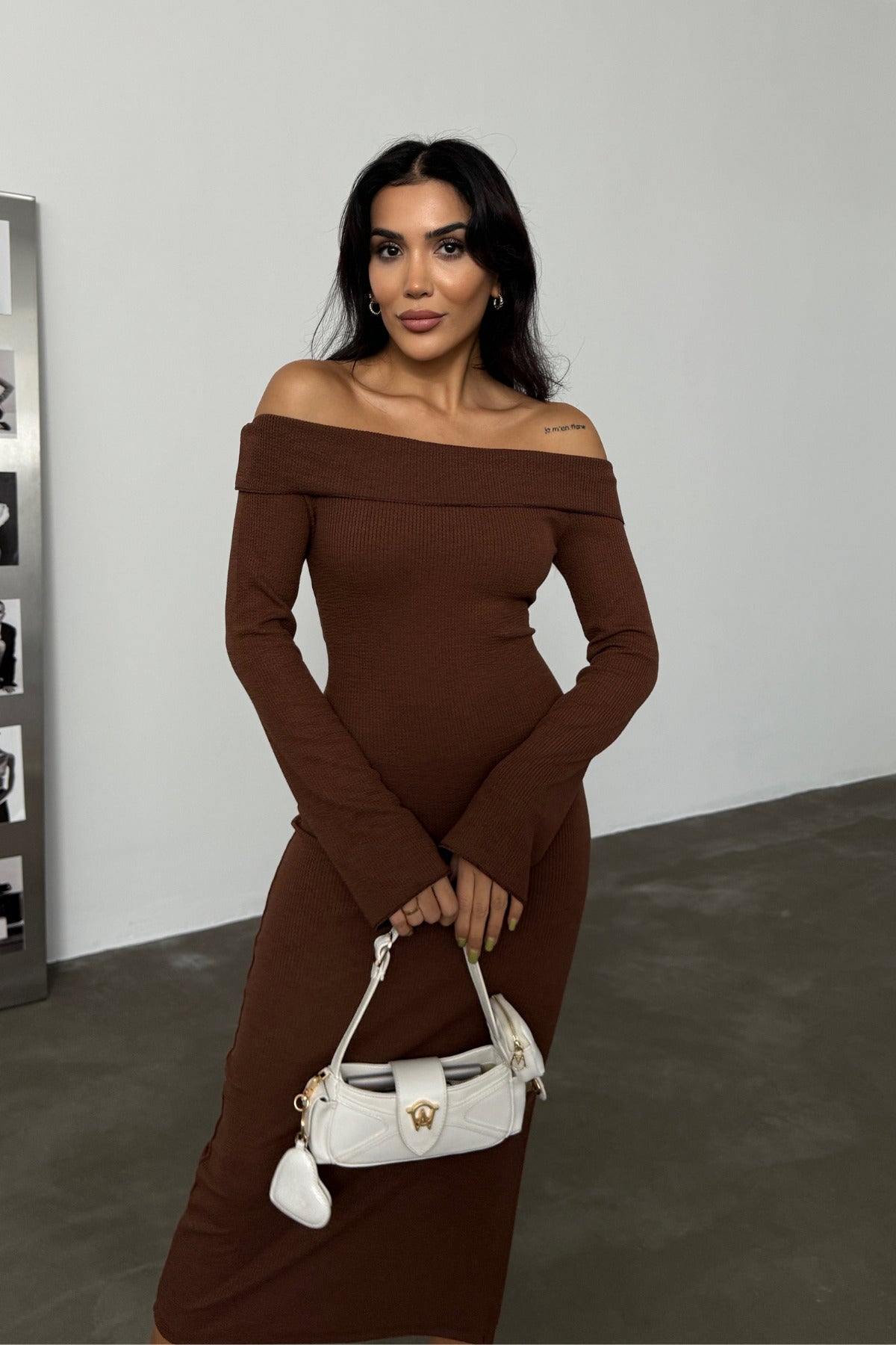 Kadın Acı Kahve Carmen Yaka Yırtmaç Detaylı Midi Boy Basic Örme Elbise