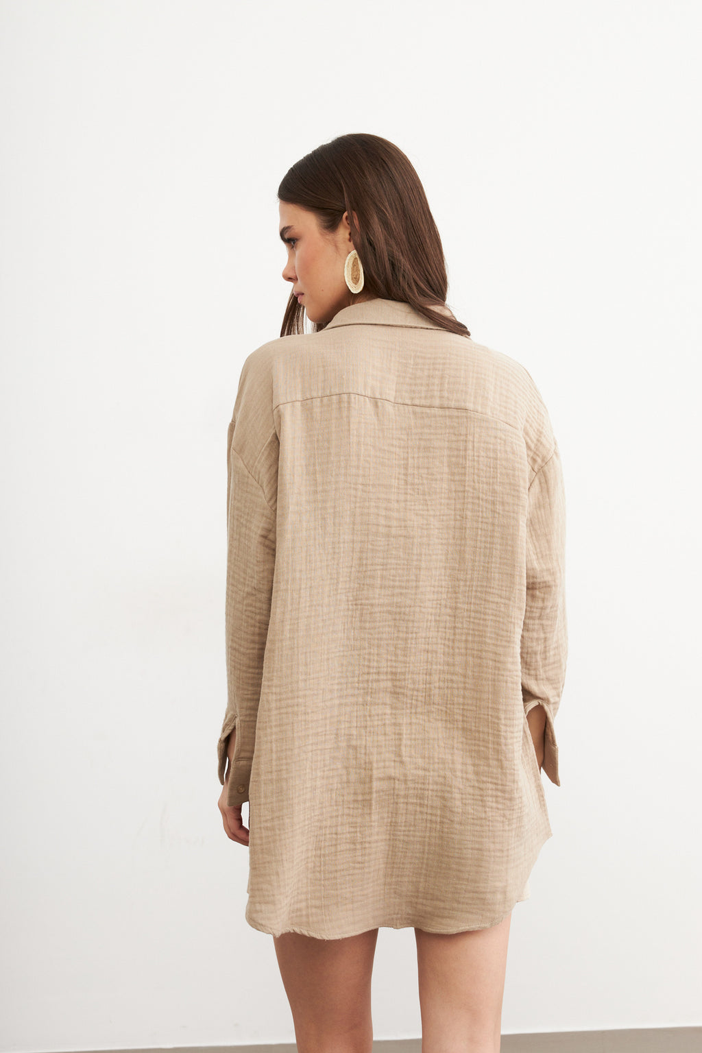 Kadın Kum Beji Oversize Basic Müslin Gömlek