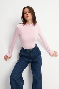 Kadın Pembe Parmak Detaylı Body