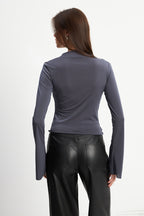 Kadın Antrasit Büzgü Detaylı Dik Yaka Sandy Bluz