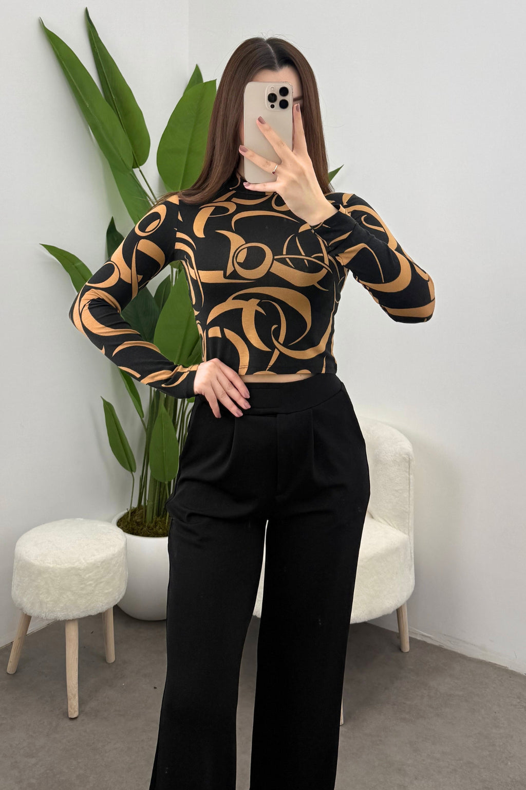 Kadın Siyah Camel Çengel Desenli Yarım Balıkçı Crop Bluz