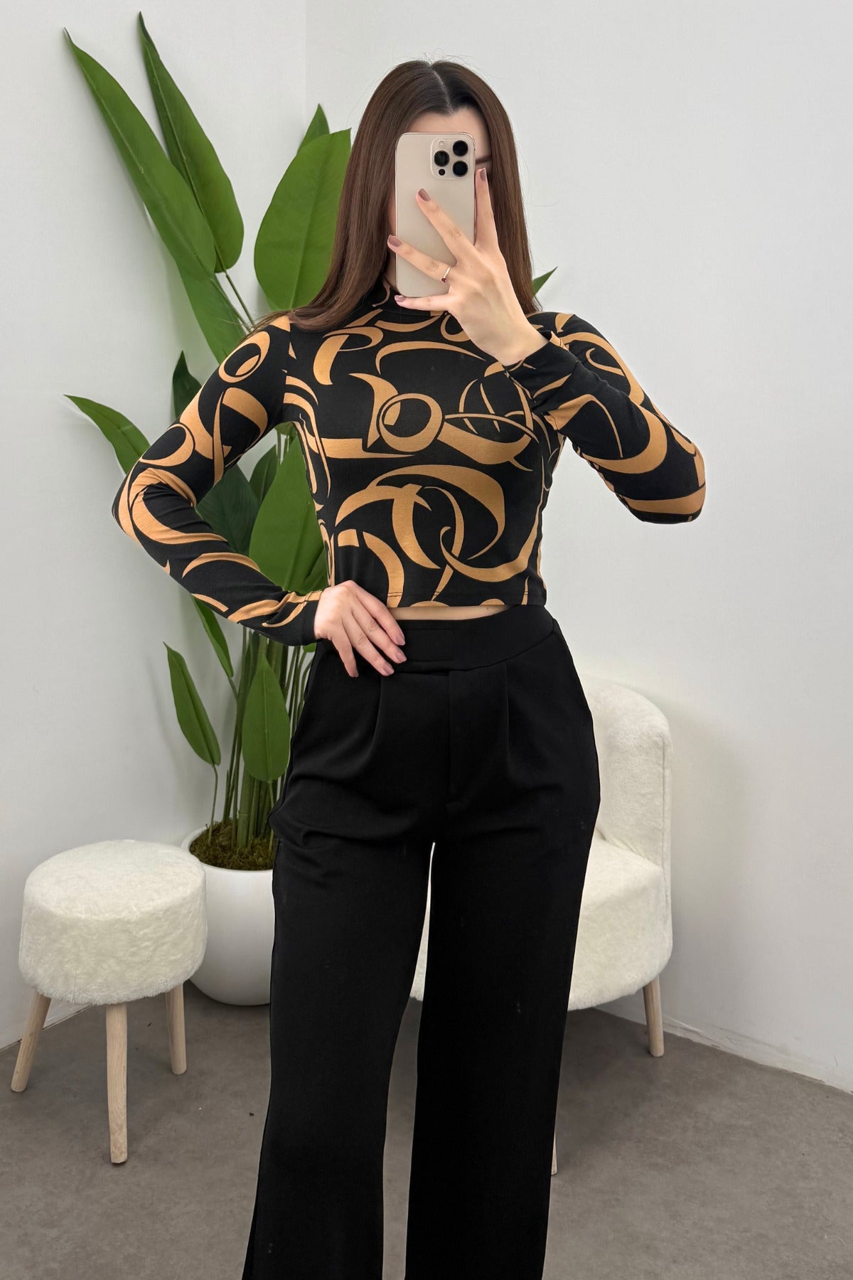 Kadın Siyah Camel Çengel Desenli Yarım Balıkçı Crop Bluz