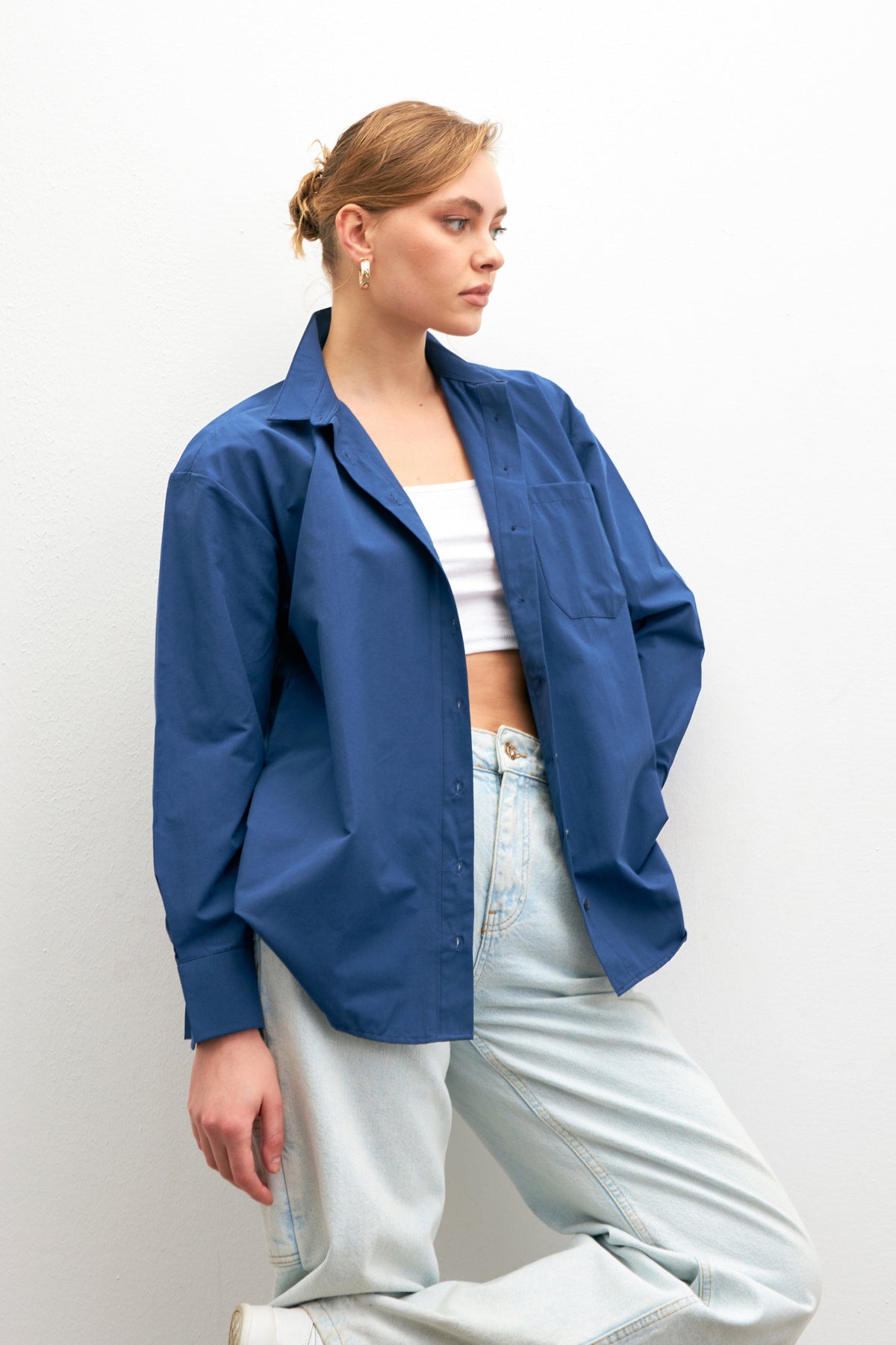 Kadın Lacivert Oversize Basic Cep Detaylı Poplin Uzun Kol Gömlek