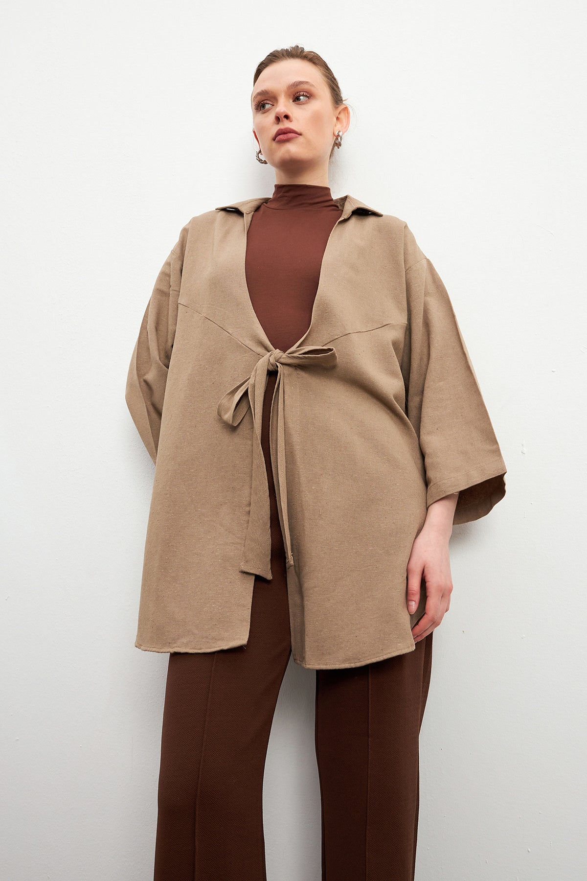 Kadın Bisküvi Bağlama Detaylı Flam Keten Kimono