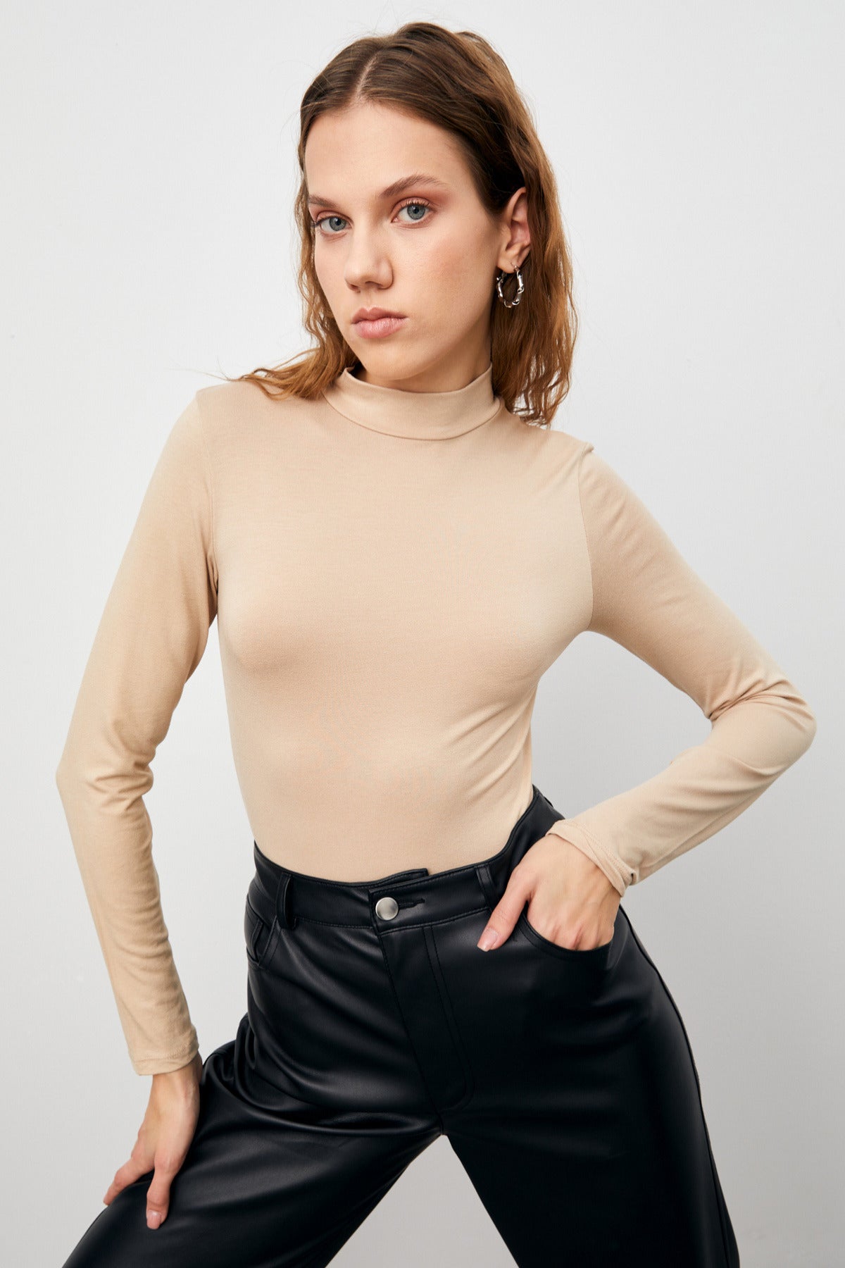 Kadın Siyah Krem Beyaz Acı kahve Haki 5'li Yarım Balıkçı Yaka Basic Body