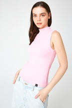 Kadın Toz Pembe Kolsuz Soft Touch Basic Bluz
