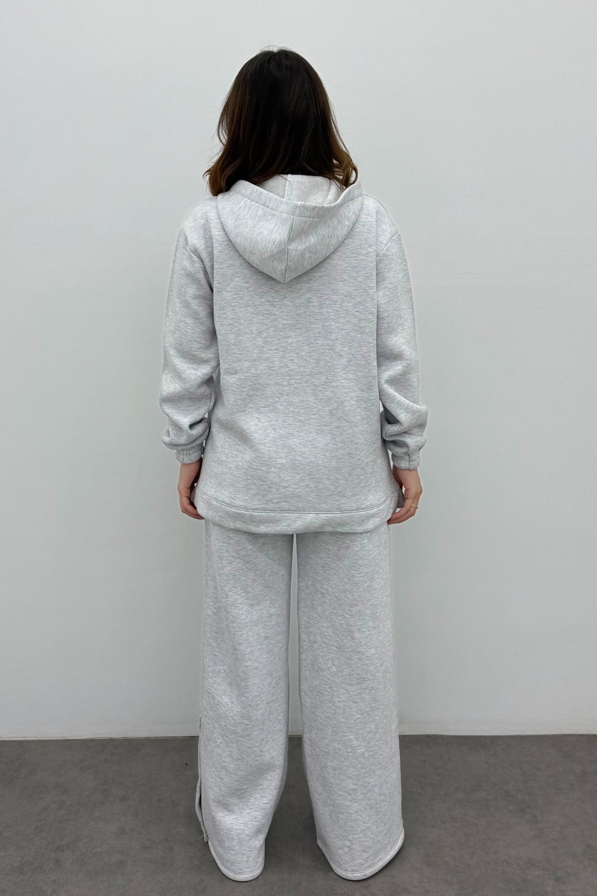 Kadın Açık Gri Şardonlu Çıtçıt Detaylı Yumuşak Sweatshirt Takım