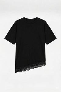 Kadın Pamuk Relaxed Yuvarlak Yaka Dantel Detaylı Asimetrik T-shirt Siyah