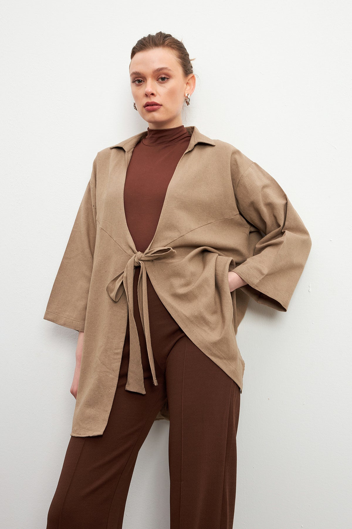 Kadın Bisküvi Bağlama Detaylı Flam Keten Kimono