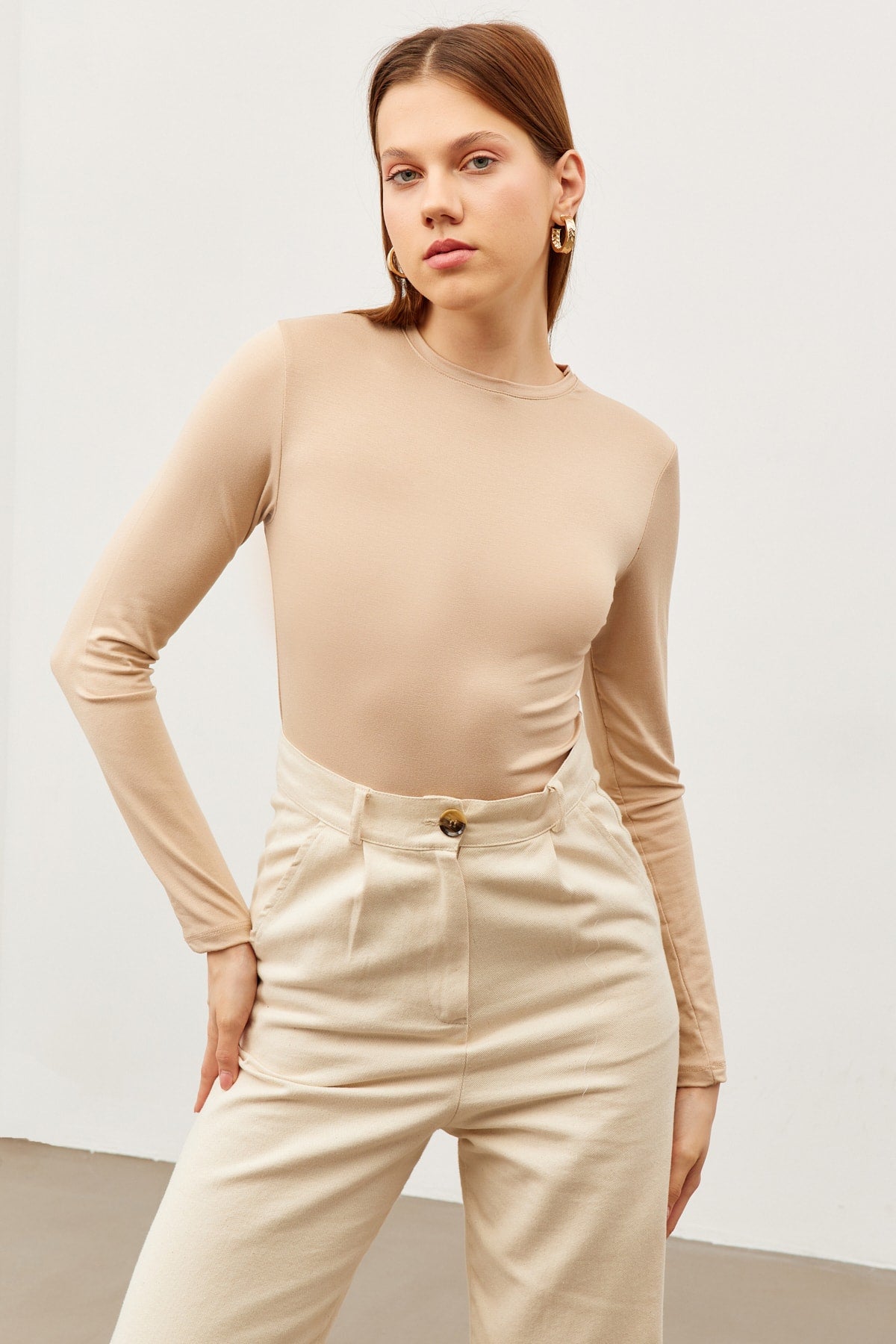 Kadın Krem Bisiklet Yaka Body