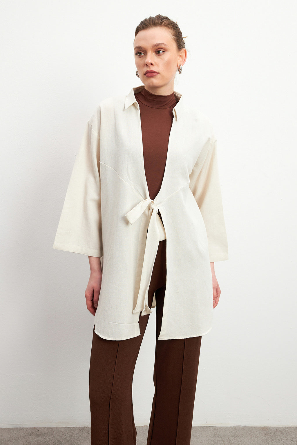 Kadın Ekru Bağlama Detaylı Flam Keten Kimono