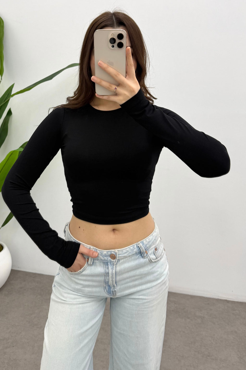 Kadın Siyah Bisiklet Yaka Uzun Kol Crop Bluz