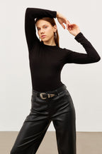 Kadın Siyah Bisiklet Yaka Body