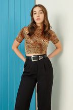 Kadın Turuncu Leopar Desenli Kısa Kol Crop Bluz