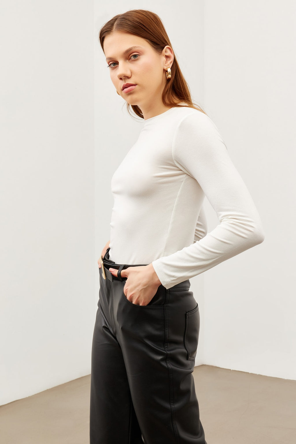 Kadın Beyaz Bisiklet Yaka Body