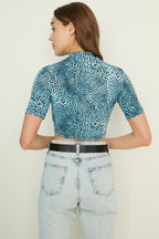 Kadın Mavi Leopar Desenli Kısa Kol Crop Bluz
