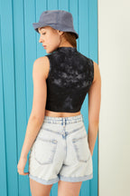 Kadın Siyah Batik Desenli Balıkçı Yaka Sıfır Kol Crop Bluz